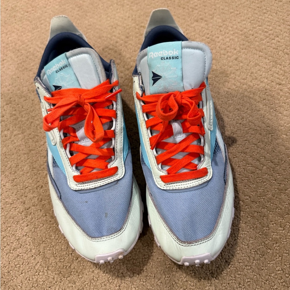 Men’s Reebok CL legacy size 11 Chalk Blue